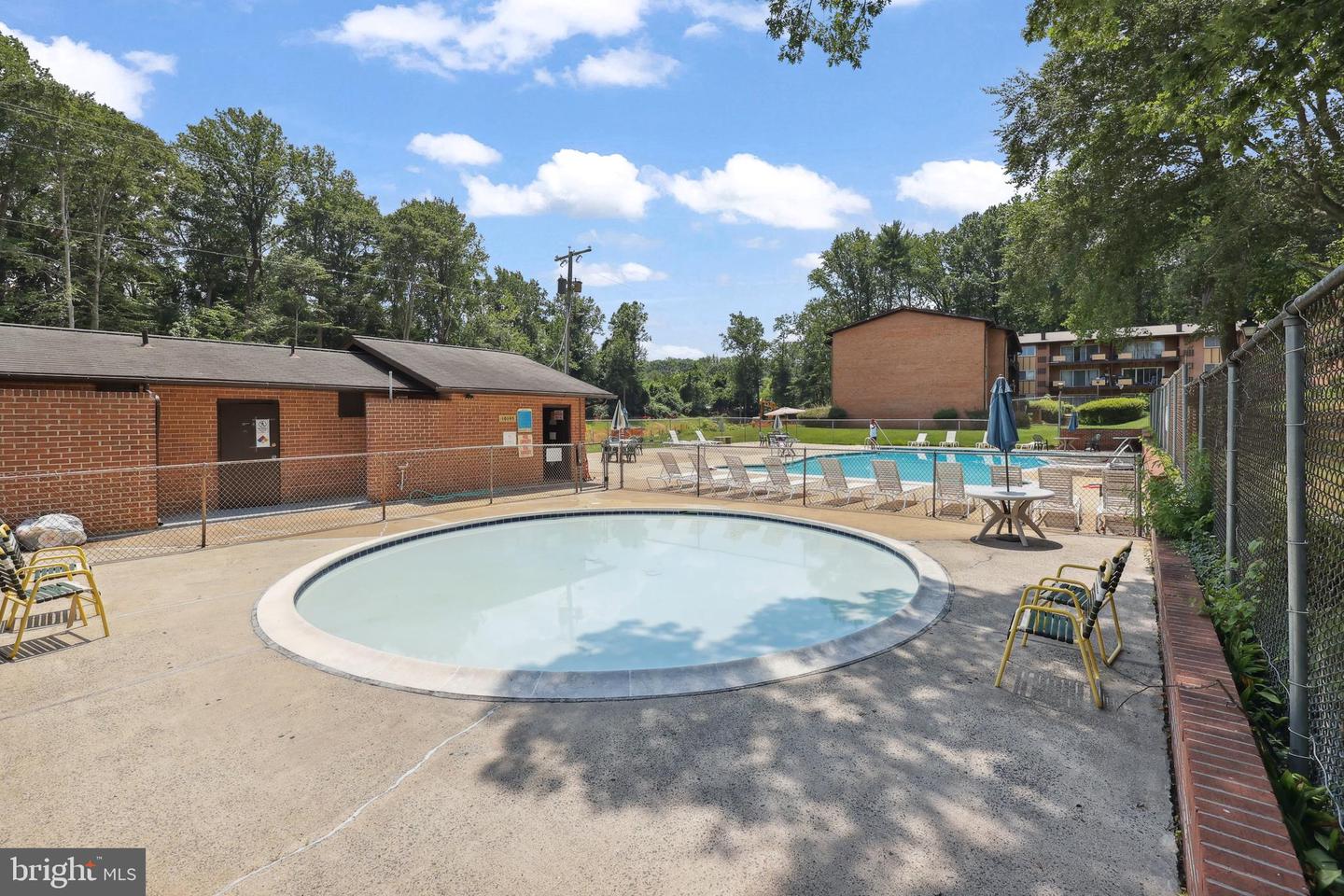 10131 FAIR WOODS DR, FAIRFAX, Virginia 22030, 3 Bedrooms Bedrooms, ,1 BathroomBathrooms,Residential,For sale,10131 FAIR WOODS DR,VAFC2006500 MLS # VAFC2006500