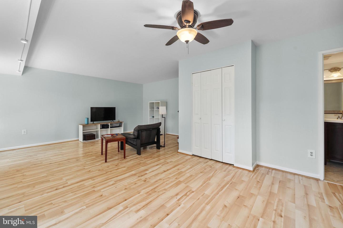 10131 FAIR WOODS DR, FAIRFAX, Virginia 22030, 3 Bedrooms Bedrooms, ,1 BathroomBathrooms,Residential,For sale,10131 FAIR WOODS DR,VAFC2006500 MLS # VAFC2006500