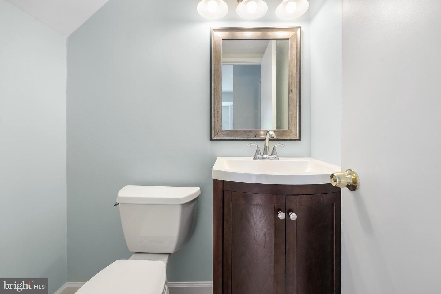 10131 FAIR WOODS DR, FAIRFAX, Virginia 22030, 3 Bedrooms Bedrooms, ,1 BathroomBathrooms,Residential,For sale,10131 FAIR WOODS DR,VAFC2006500 MLS # VAFC2006500
