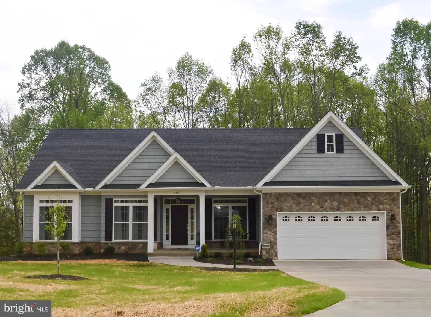 30 WAVERLY DR, STRASBURG, Virginia 22657, 3 Bedrooms Bedrooms, ,2 BathroomsBathrooms,Residential,For sale,30 WAVERLY DR,VASH2011750 MLS # VASH2011750