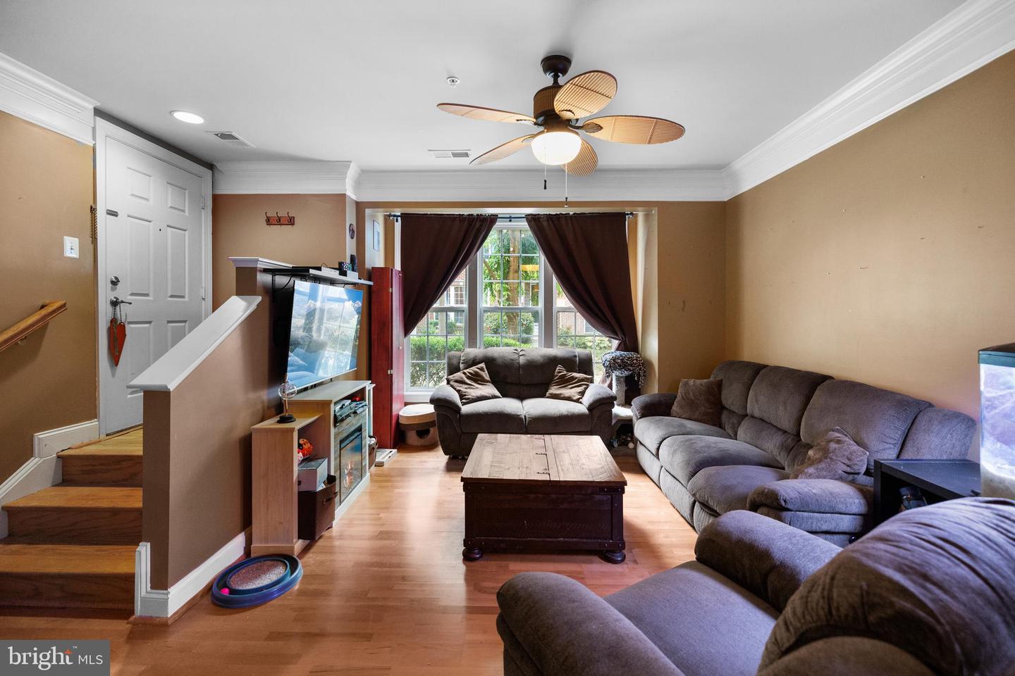 2208 MARGRAF CIR, WOODBRIDGE, Virginia 22191, 2 Bedrooms Bedrooms, ,2 BathroomsBathrooms,Residential,For sale,2208 MARGRAF CIR,VAPW2097470 MLS # VAPW2097470