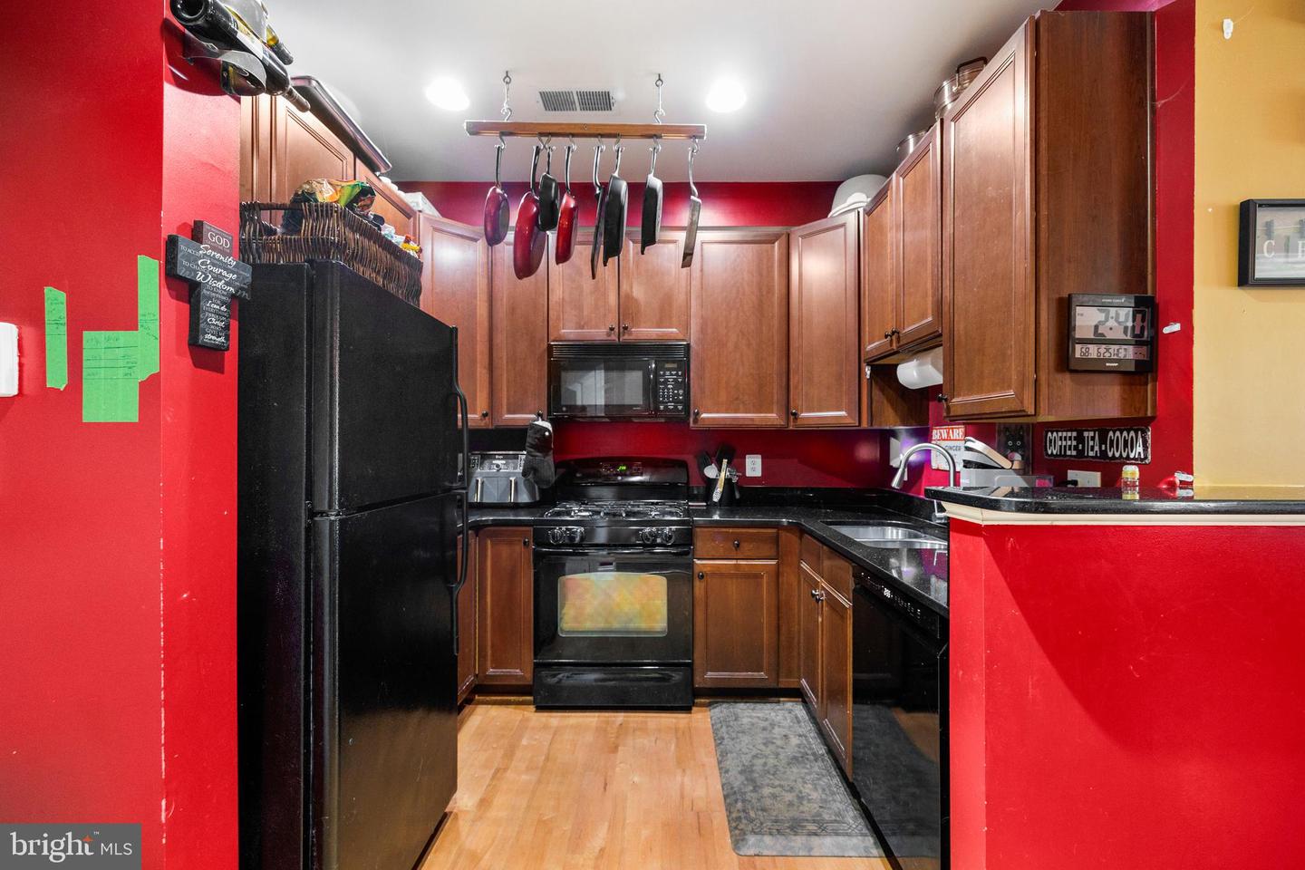 2208 MARGRAF CIR, WOODBRIDGE, Virginia 22191, 2 Bedrooms Bedrooms, ,2 BathroomsBathrooms,Residential,For sale,2208 MARGRAF CIR,VAPW2097470 MLS # VAPW2097470