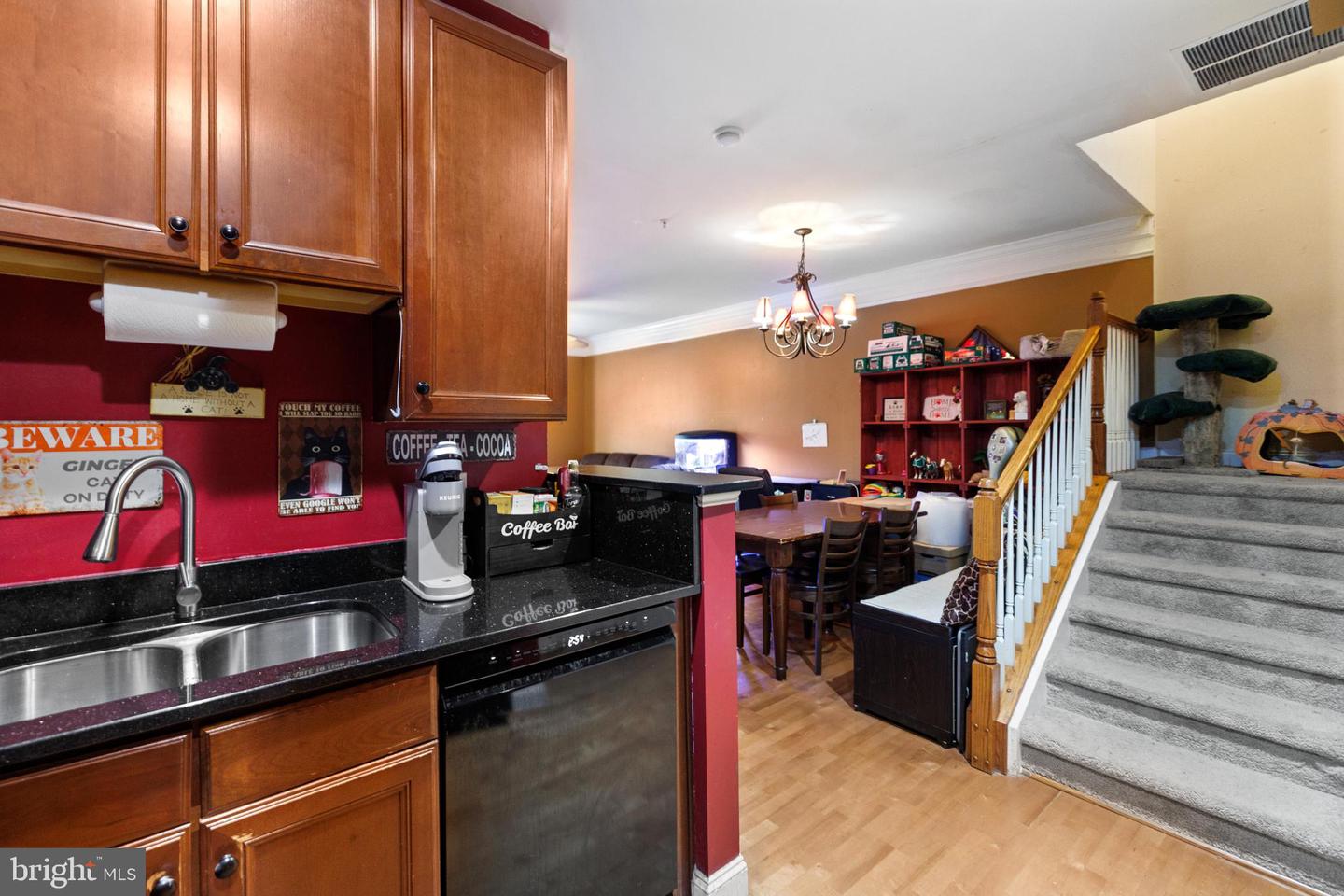2208 MARGRAF CIR, WOODBRIDGE, Virginia 22191, 2 Bedrooms Bedrooms, ,2 BathroomsBathrooms,Residential,For sale,2208 MARGRAF CIR,VAPW2097470 MLS # VAPW2097470