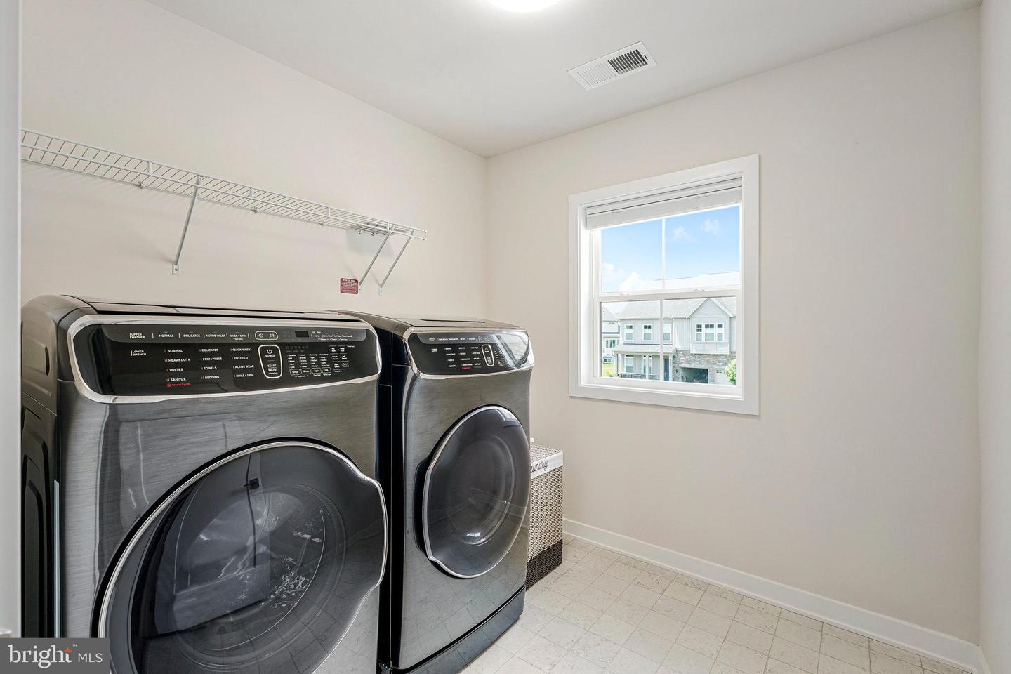 25038 WOODLAND IRIS DR, ALDIE, Virginia 20105, 4 Bedrooms Bedrooms, ,3 BathroomsBathrooms,Residential,For sale,25038 WOODLAND IRIS DR,VALO2100076 MLS # VALO2100076