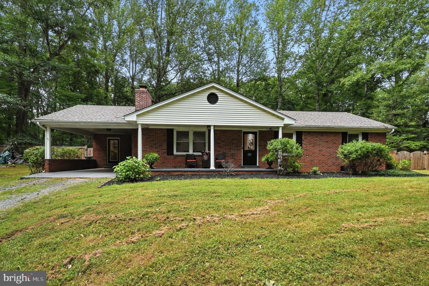 7205 SILVER BEECH LN, WARRENTON, Virginia 20187, 4 Bedrooms Bedrooms, ,3 BathroomsBathrooms,Residential,For sale,7205 SILVER BEECH LN,VAFQ2017130 MLS # VAFQ2017130
