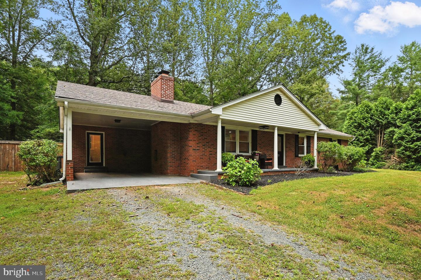 7205 SILVER BEECH LN, WARRENTON, Virginia 20187, 4 Bedrooms Bedrooms, ,3 BathroomsBathrooms,Residential,For sale,7205 SILVER BEECH LN,VAFQ2017130 MLS # VAFQ2017130
