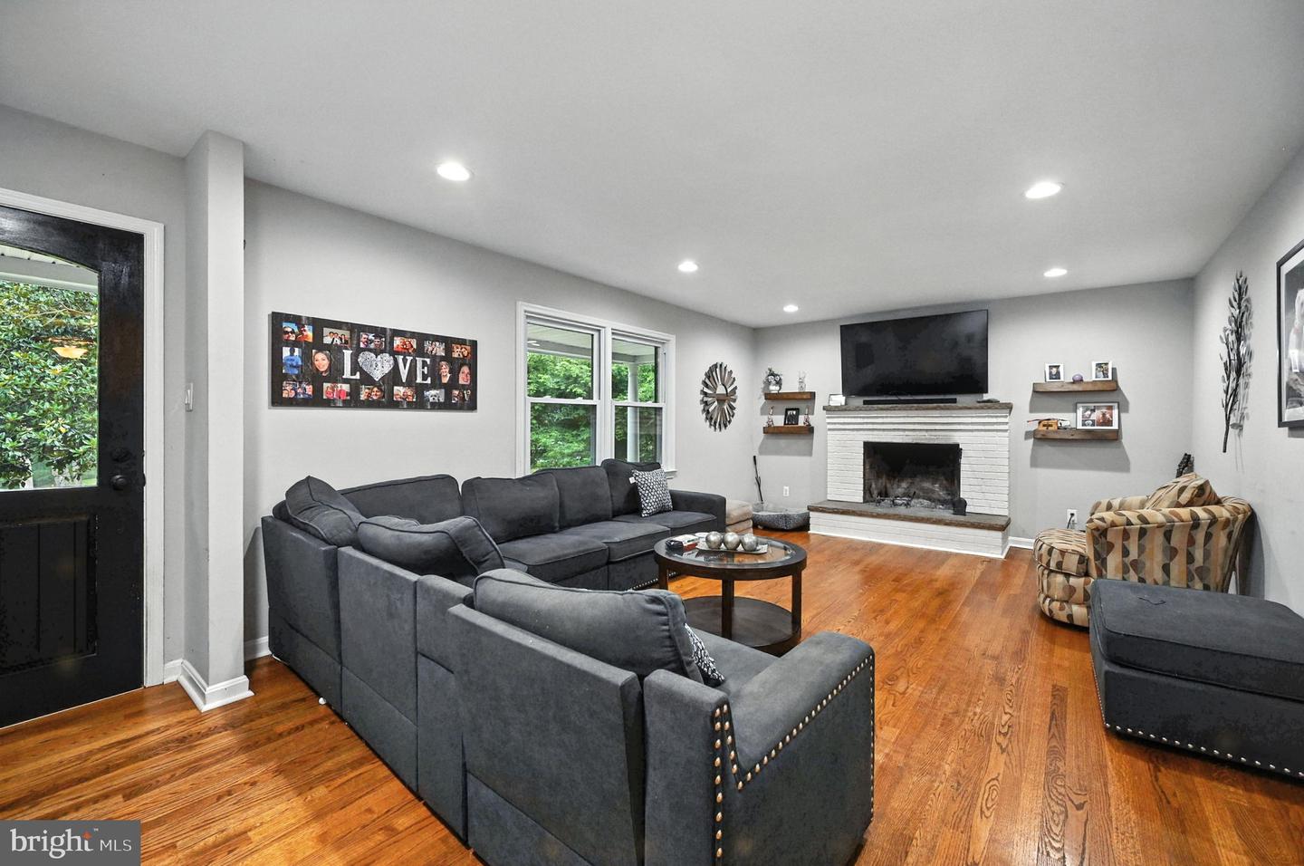 7205 SILVER BEECH LN, WARRENTON, Virginia 20187, 4 Bedrooms Bedrooms, ,3 BathroomsBathrooms,Residential,For sale,7205 SILVER BEECH LN,VAFQ2017130 MLS # VAFQ2017130
