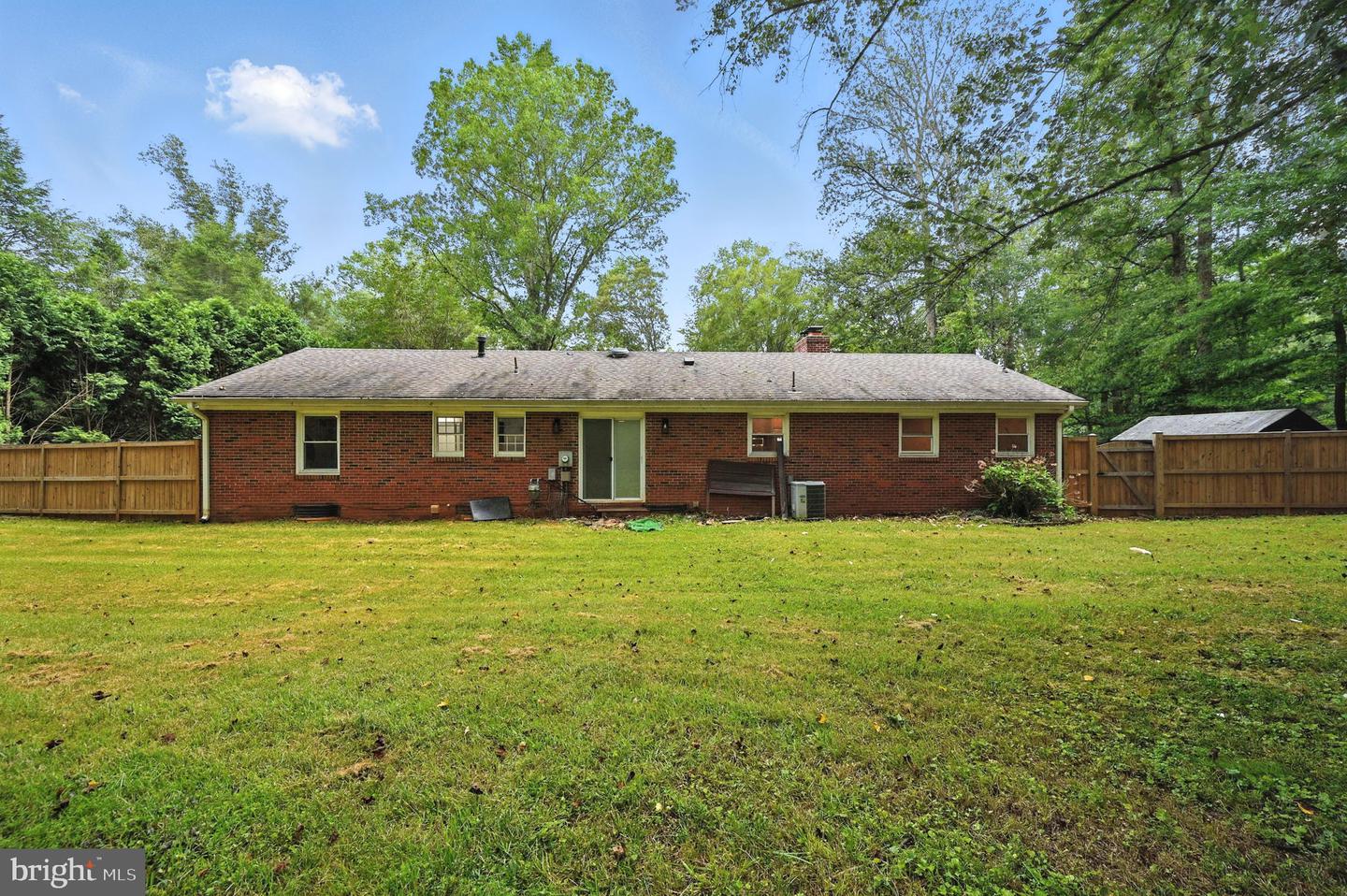 7205 SILVER BEECH LN, WARRENTON, Virginia 20187, 4 Bedrooms Bedrooms, ,3 BathroomsBathrooms,Residential,For sale,7205 SILVER BEECH LN,VAFQ2017130 MLS # VAFQ2017130
