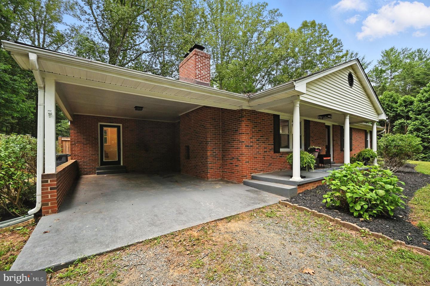 7205 SILVER BEECH LN, WARRENTON, Virginia 20187, 4 Bedrooms Bedrooms, ,3 BathroomsBathrooms,Residential,For sale,7205 SILVER BEECH LN,VAFQ2017130 MLS # VAFQ2017130