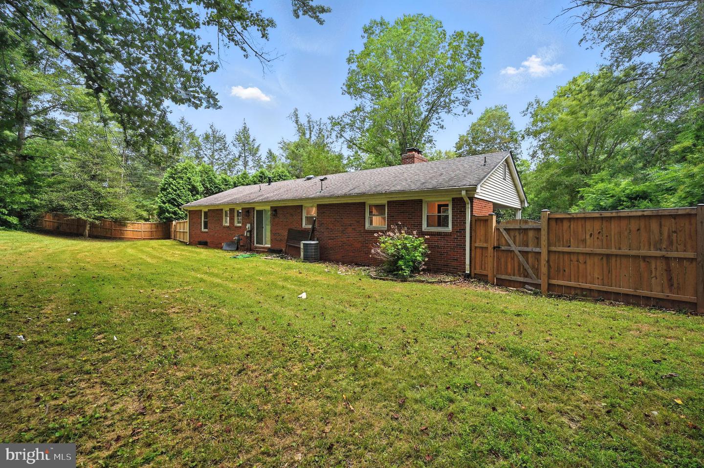 7205 SILVER BEECH LN, WARRENTON, Virginia 20187, 4 Bedrooms Bedrooms, ,3 BathroomsBathrooms,Residential,For sale,7205 SILVER BEECH LN,VAFQ2017130 MLS # VAFQ2017130