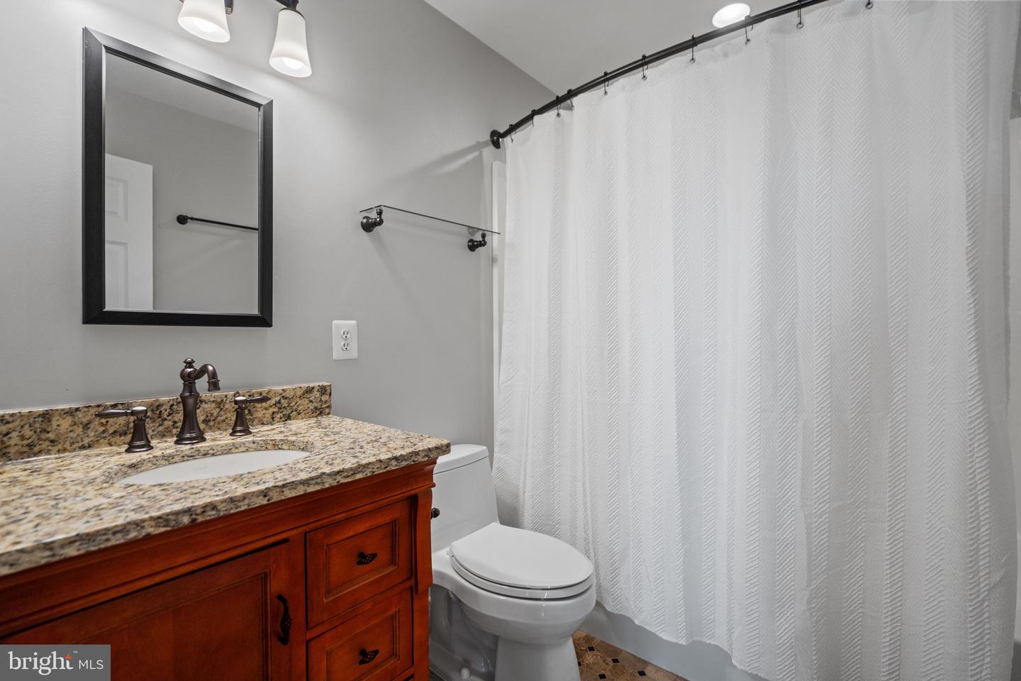 15901 HAMPTON RD, HAMILTON, Virginia 20158, 4 Bedrooms Bedrooms, ,4 BathroomsBathrooms,Residential,For sale,15901 HAMPTON RD,VALO2100136 MLS # VALO2100136