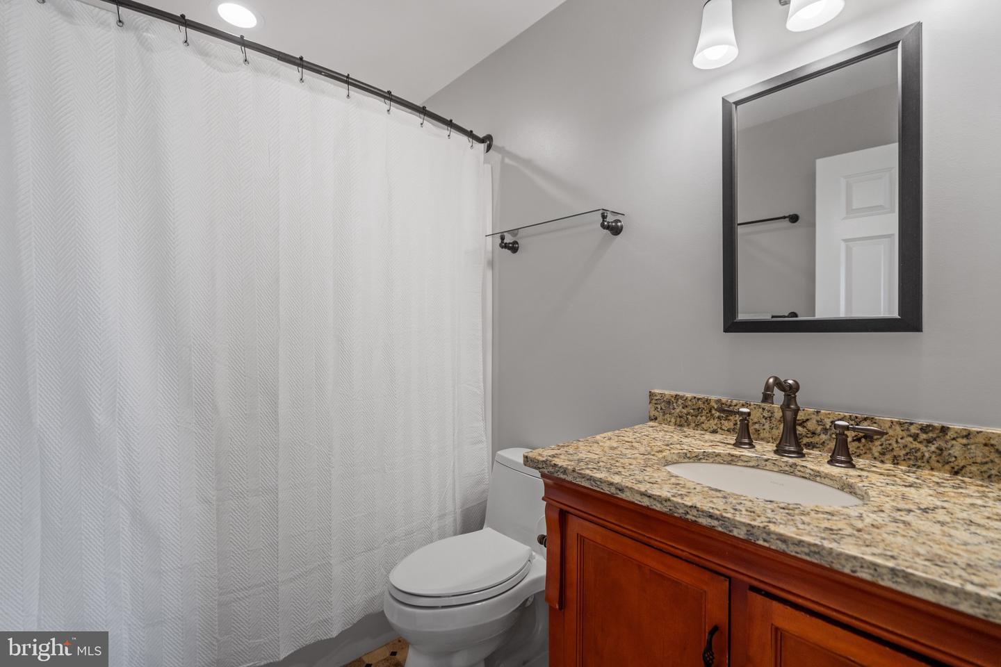 15901 HAMPTON RD, HAMILTON, Virginia 20158, 4 Bedrooms Bedrooms, ,4 BathroomsBathrooms,Residential,For sale,15901 HAMPTON RD,VALO2100136 MLS # VALO2100136