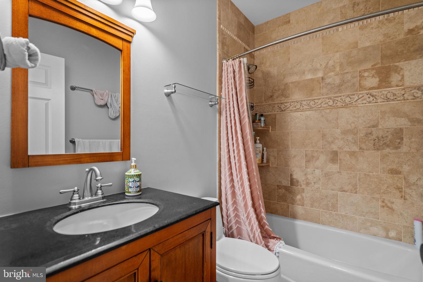 15901 HAMPTON RD, HAMILTON, Virginia 20158, 4 Bedrooms Bedrooms, ,4 BathroomsBathrooms,Residential,For sale,15901 HAMPTON RD,VALO2100136 MLS # VALO2100136