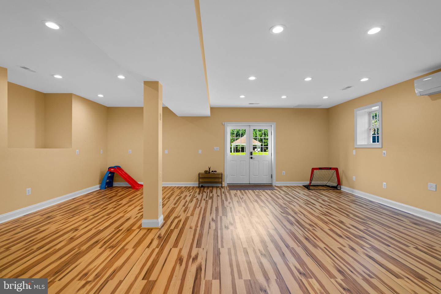 15901 HAMPTON RD, HAMILTON, Virginia 20158, 4 Bedrooms Bedrooms, ,4 BathroomsBathrooms,Residential,For sale,15901 HAMPTON RD,VALO2100136 MLS # VALO2100136