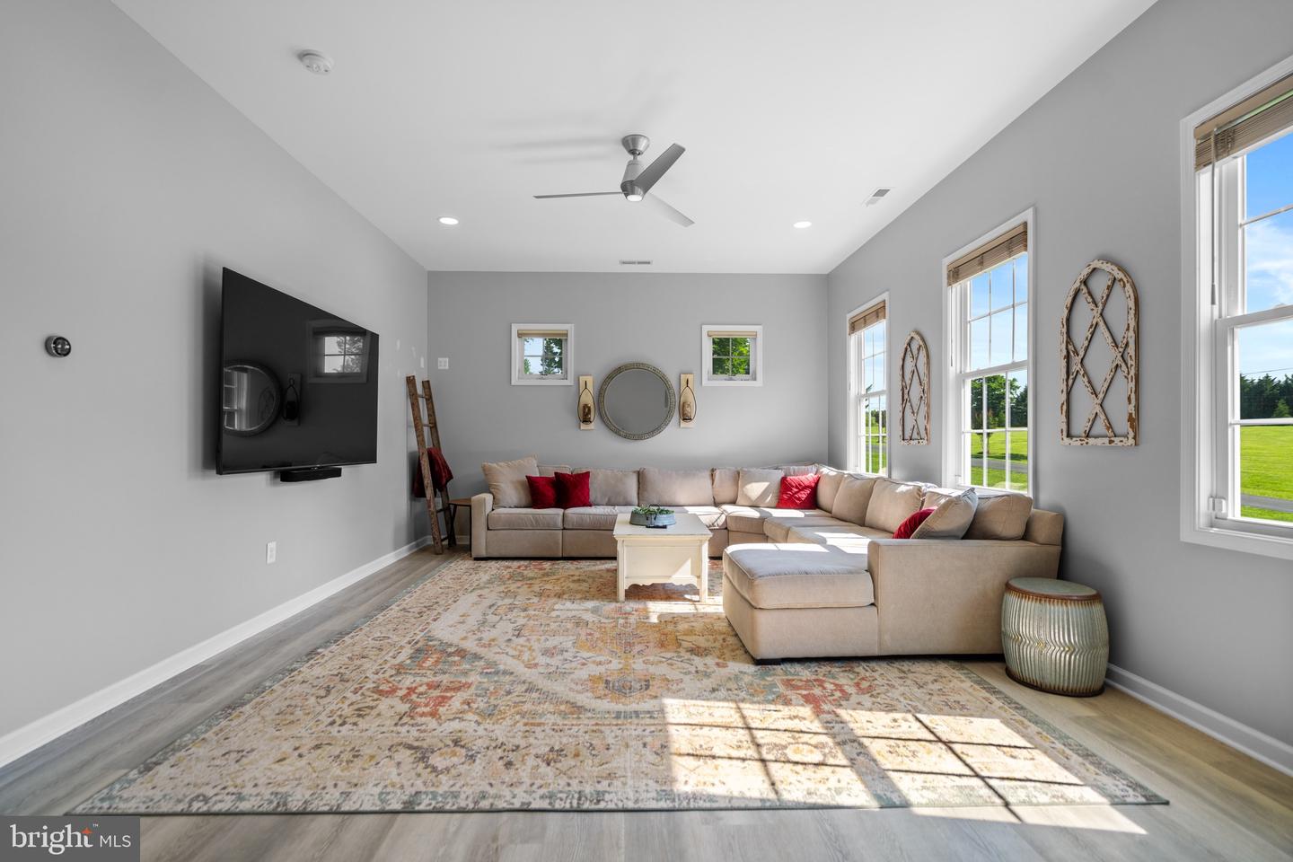 15901 HAMPTON RD, HAMILTON, Virginia 20158, 4 Bedrooms Bedrooms, ,4 BathroomsBathrooms,Residential,For sale,15901 HAMPTON RD,VALO2100136 MLS # VALO2100136
