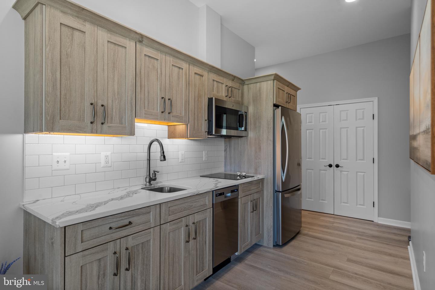 15901 HAMPTON RD, HAMILTON, Virginia 20158, 4 Bedrooms Bedrooms, ,4 BathroomsBathrooms,Residential,For sale,15901 HAMPTON RD,VALO2100136 MLS # VALO2100136
