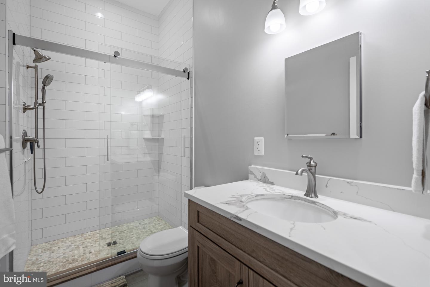 15901 HAMPTON RD, HAMILTON, Virginia 20158, 4 Bedrooms Bedrooms, ,4 BathroomsBathrooms,Residential,For sale,15901 HAMPTON RD,VALO2100136 MLS # VALO2100136