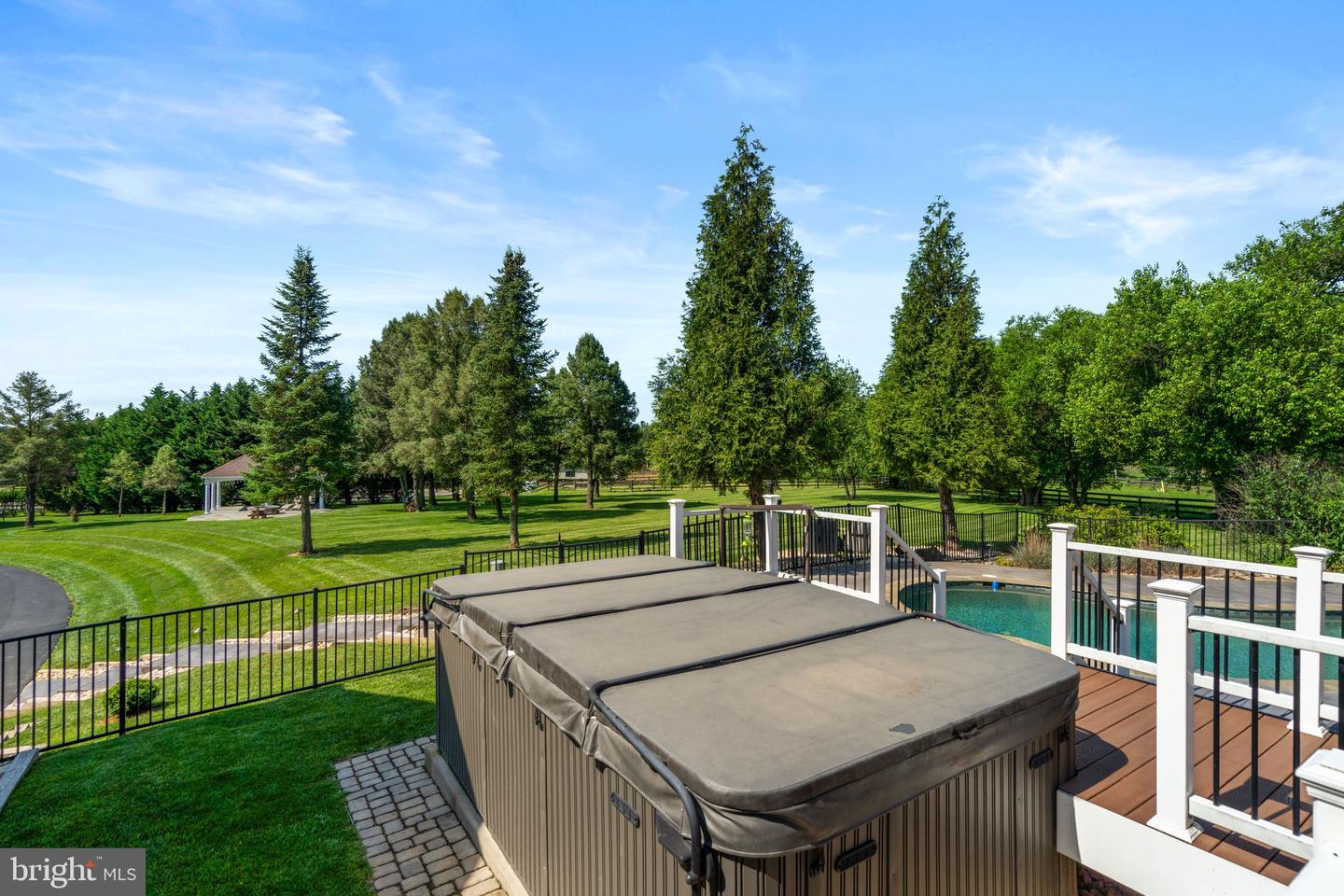 15901 HAMPTON RD, HAMILTON, Virginia 20158, 4 Bedrooms Bedrooms, ,4 BathroomsBathrooms,Residential,For sale,15901 HAMPTON RD,VALO2100136 MLS # VALO2100136