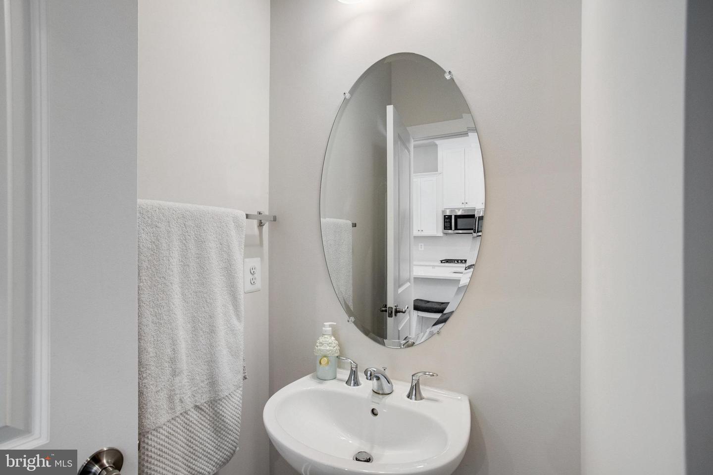 18351 MOSS GARDEN RD, DUMFRIES, Virginia 22026, 3 Bedrooms Bedrooms, ,2 BathroomsBathrooms,Residential,For sale,18351 MOSS GARDEN RD,VAPW2097620 MLS # VAPW2097620