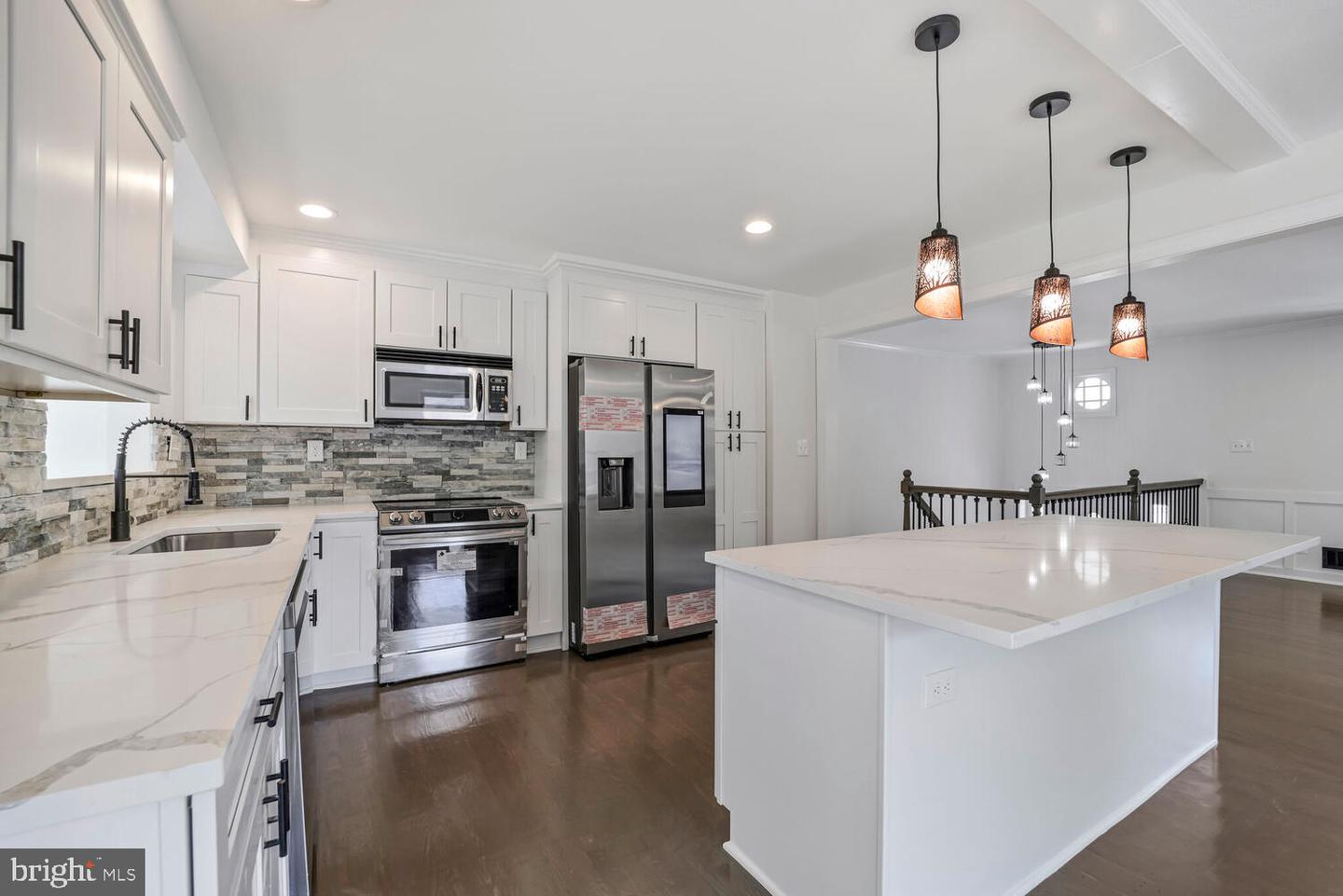 8916 MANGUM PL, ALEXANDRIA, Virginia 22308, 5 Bedrooms Bedrooms, ,3 BathroomsBathrooms,Residential,For sale,8916 MANGUM PL,VAFX2249394 MLS # VAFX2249394