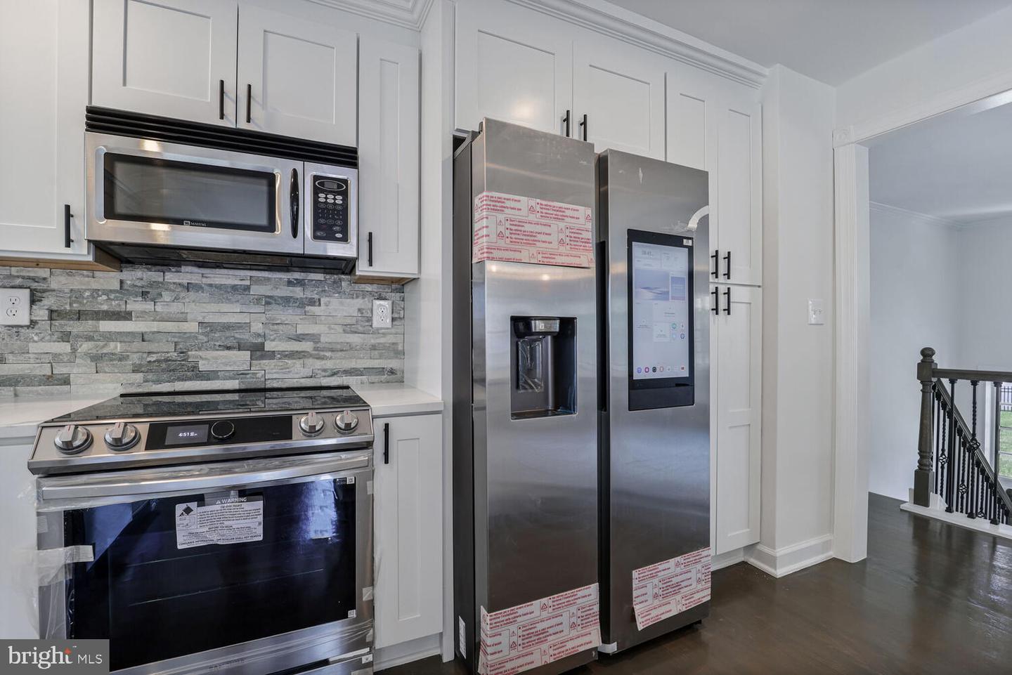 8916 MANGUM PL, ALEXANDRIA, Virginia 22308, 5 Bedrooms Bedrooms, ,3 BathroomsBathrooms,Residential,For sale,8916 MANGUM PL,VAFX2249394 MLS # VAFX2249394