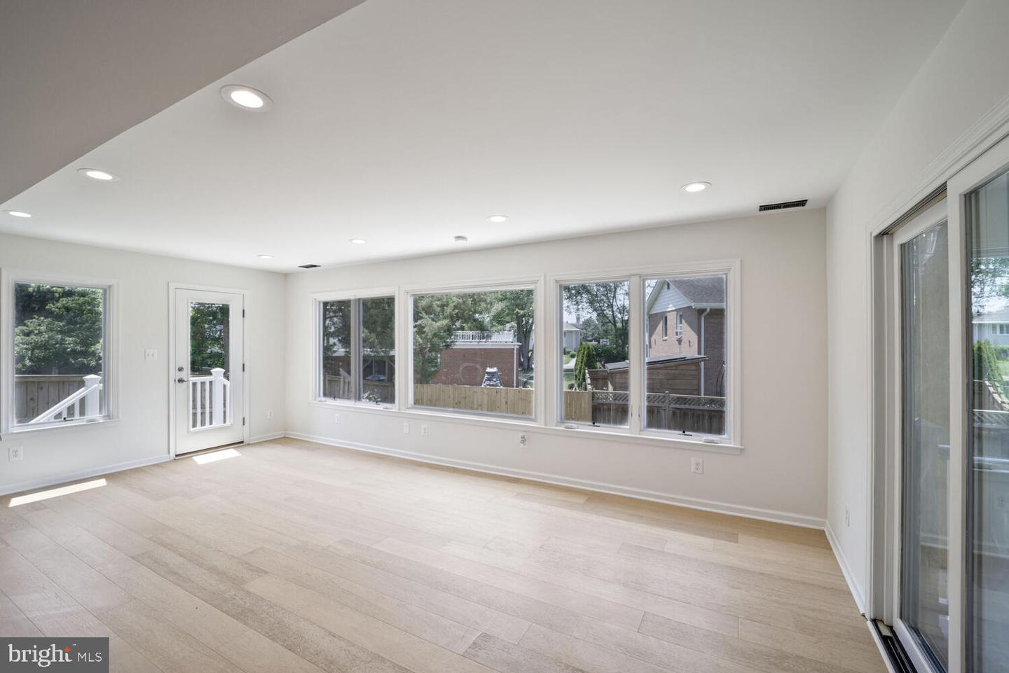 8916 MANGUM PL, ALEXANDRIA, Virginia 22308, 5 Bedrooms Bedrooms, ,3 BathroomsBathrooms,Residential,For sale,8916 MANGUM PL,VAFX2249394 MLS # VAFX2249394
