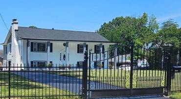 8916 MANGUM PL, ALEXANDRIA, Virginia 22308, 5 Bedrooms Bedrooms, ,3 BathroomsBathrooms,Residential,For sale,8916 MANGUM PL,VAFX2249394 MLS # VAFX2249394