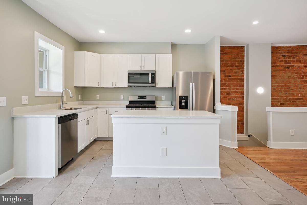 37 MICHIGAN AVE NE, WASHINGTON, District Of Columbia 20002, 5 Bedrooms Bedrooms, ,3 BathroomsBathrooms,Residential,For sale,37 MICHIGAN AVE NE,DCDC2206996 MLS # DCDC2206996