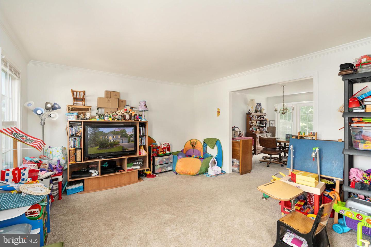3861 WERTZ DR, WOODBRIDGE, Virginia 22193, 5 Bedrooms Bedrooms, ,3 BathroomsBathrooms,Residential,For sale,3861 WERTZ DR,VAPW2097658 MLS # VAPW2097658