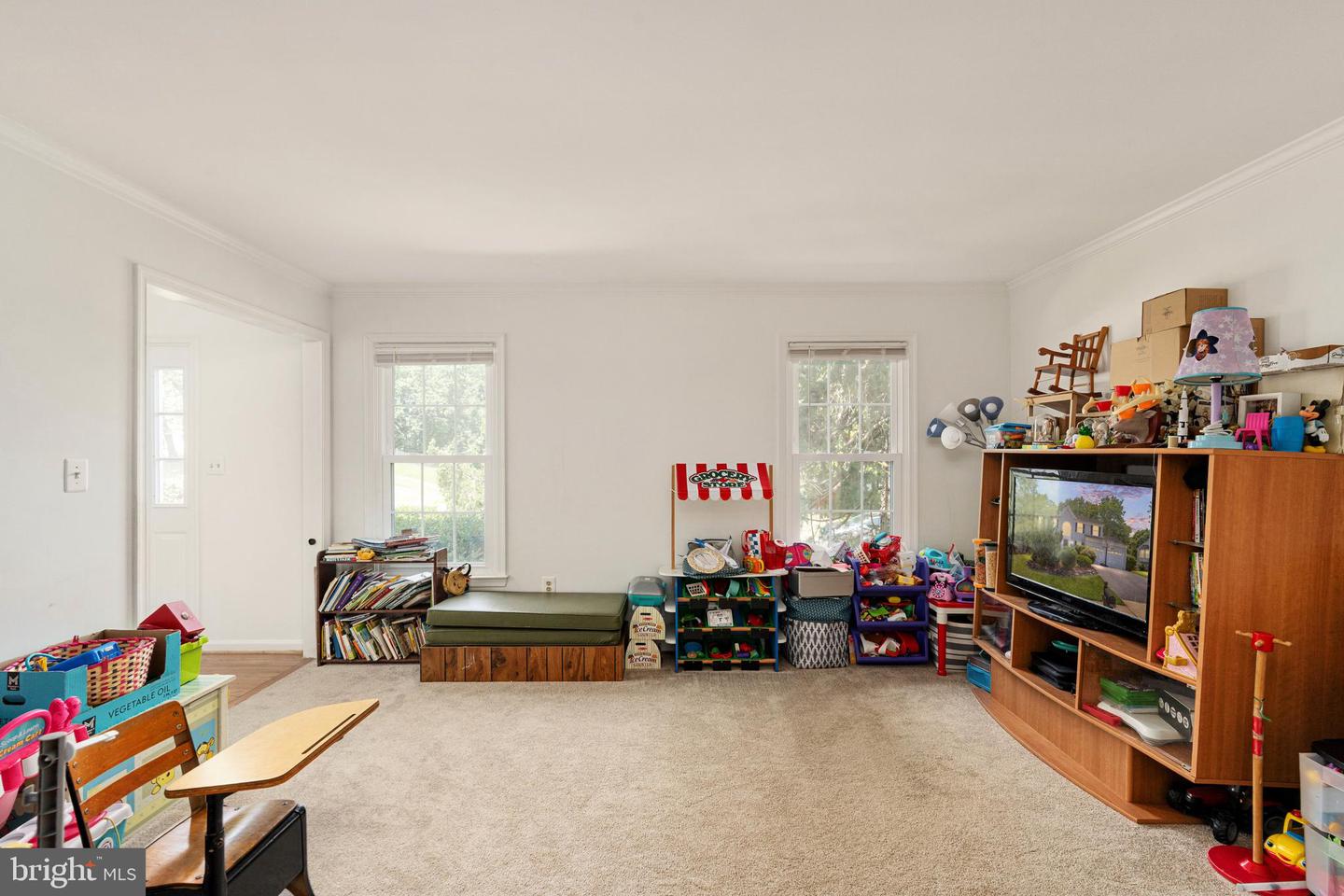 3861 WERTZ DR, WOODBRIDGE, Virginia 22193, 5 Bedrooms Bedrooms, ,3 BathroomsBathrooms,Residential,For sale,3861 WERTZ DR,VAPW2097658 MLS # VAPW2097658