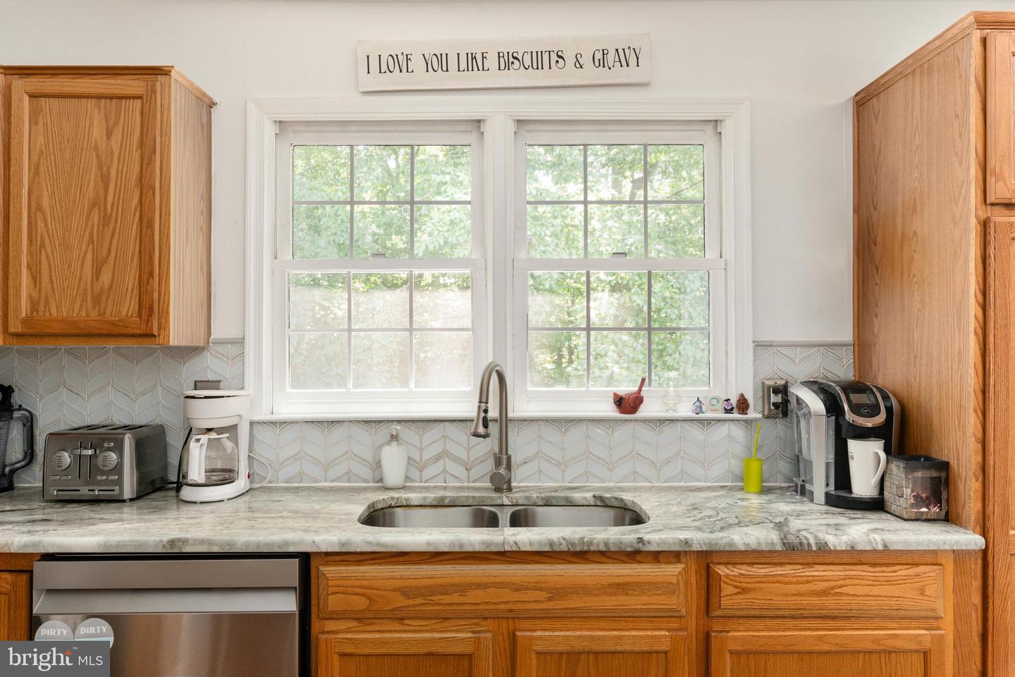 3861 WERTZ DR, WOODBRIDGE, Virginia 22193, 5 Bedrooms Bedrooms, ,3 BathroomsBathrooms,Residential,For sale,3861 WERTZ DR,VAPW2097658 MLS # VAPW2097658