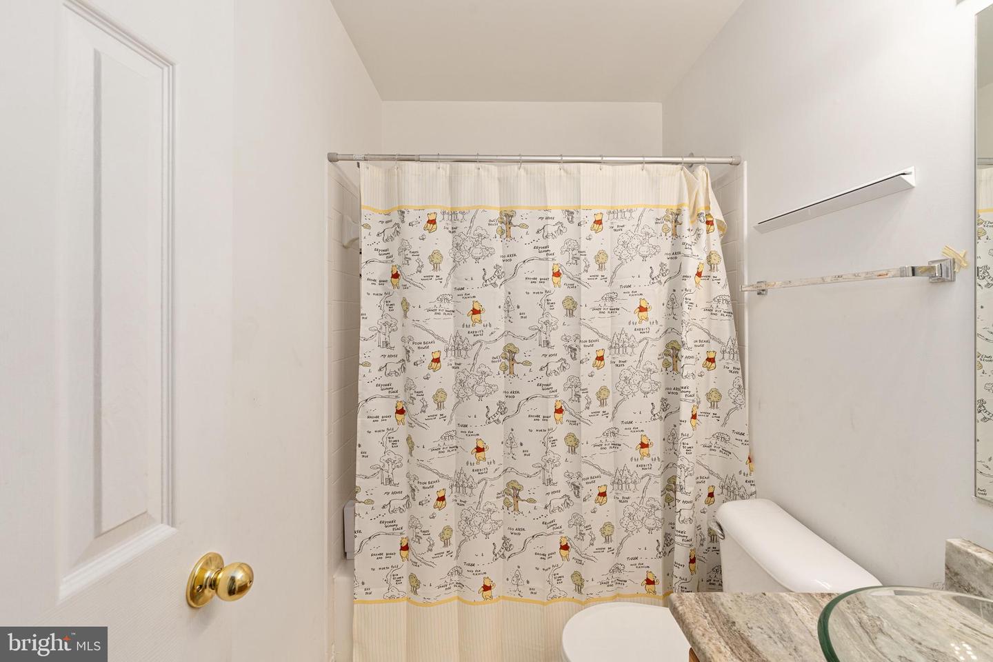 3861 WERTZ DR, WOODBRIDGE, Virginia 22193, 5 Bedrooms Bedrooms, ,3 BathroomsBathrooms,Residential,For sale,3861 WERTZ DR,VAPW2097658 MLS # VAPW2097658