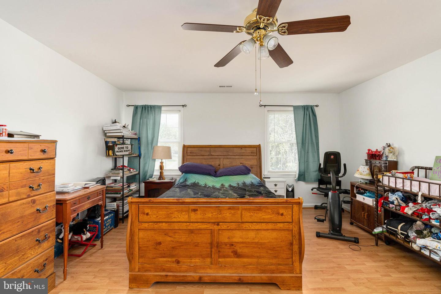 3861 WERTZ DR, WOODBRIDGE, Virginia 22193, 5 Bedrooms Bedrooms, ,3 BathroomsBathrooms,Residential,For sale,3861 WERTZ DR,VAPW2097658 MLS # VAPW2097658