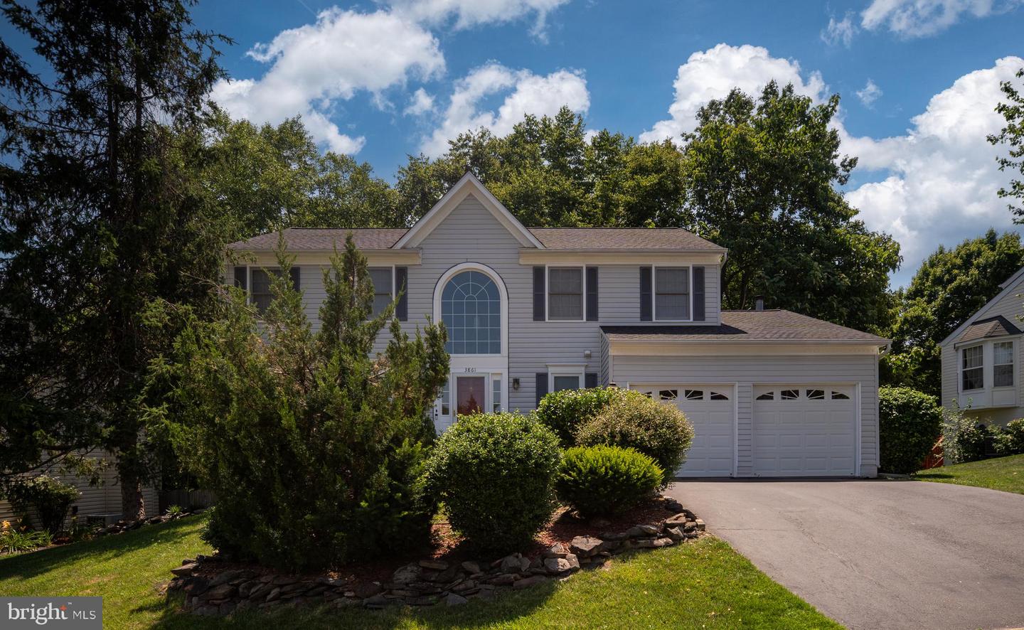 3861 WERTZ DR, WOODBRIDGE, Virginia 22193, 5 Bedrooms Bedrooms, ,3 BathroomsBathrooms,Residential,For sale,3861 WERTZ DR,VAPW2097658 MLS # VAPW2097658