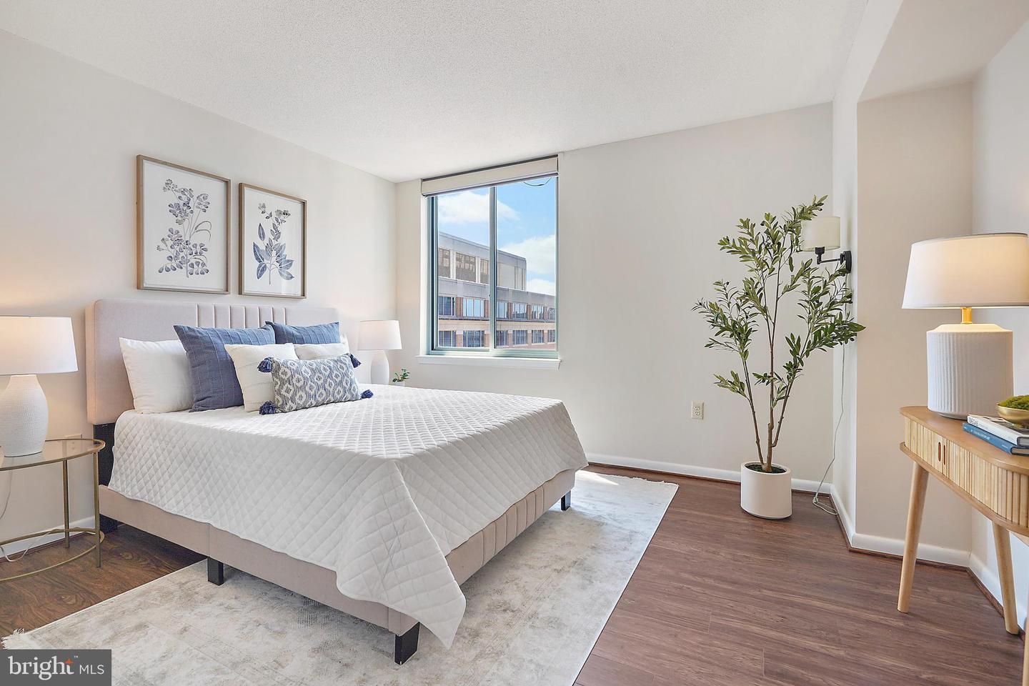 851 N GLEBE RD #1304, ARLINGTON, Virginia 22203, 2 Bedrooms Bedrooms, ,2 BathroomsBathrooms,Residential,For sale,851 N GLEBE RD #1304,VAAR2059630 MLS # VAAR2059630