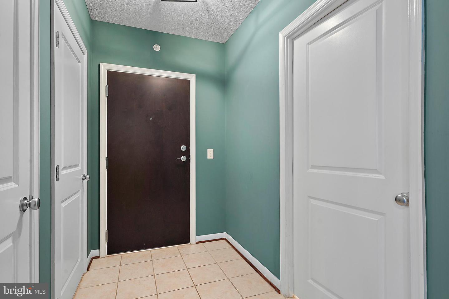 851 N GLEBE RD #1304, ARLINGTON, Virginia 22203, 2 Bedrooms Bedrooms, ,2 BathroomsBathrooms,Residential,For sale,851 N GLEBE RD #1304,VAAR2059630 MLS # VAAR2059630