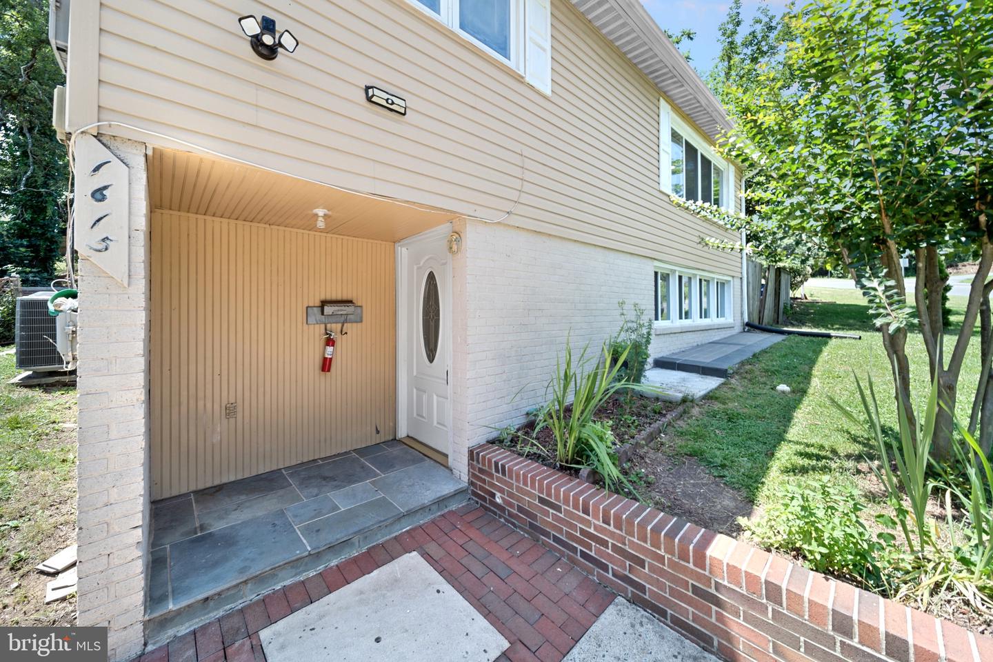 1615 HORNER RD, WOODBRIDGE, Virginia 22191, 3 Bedrooms Bedrooms, ,2 BathroomsBathrooms,Residential,For sale,1615 HORNER RD,VAPW2097672 MLS # VAPW2097672