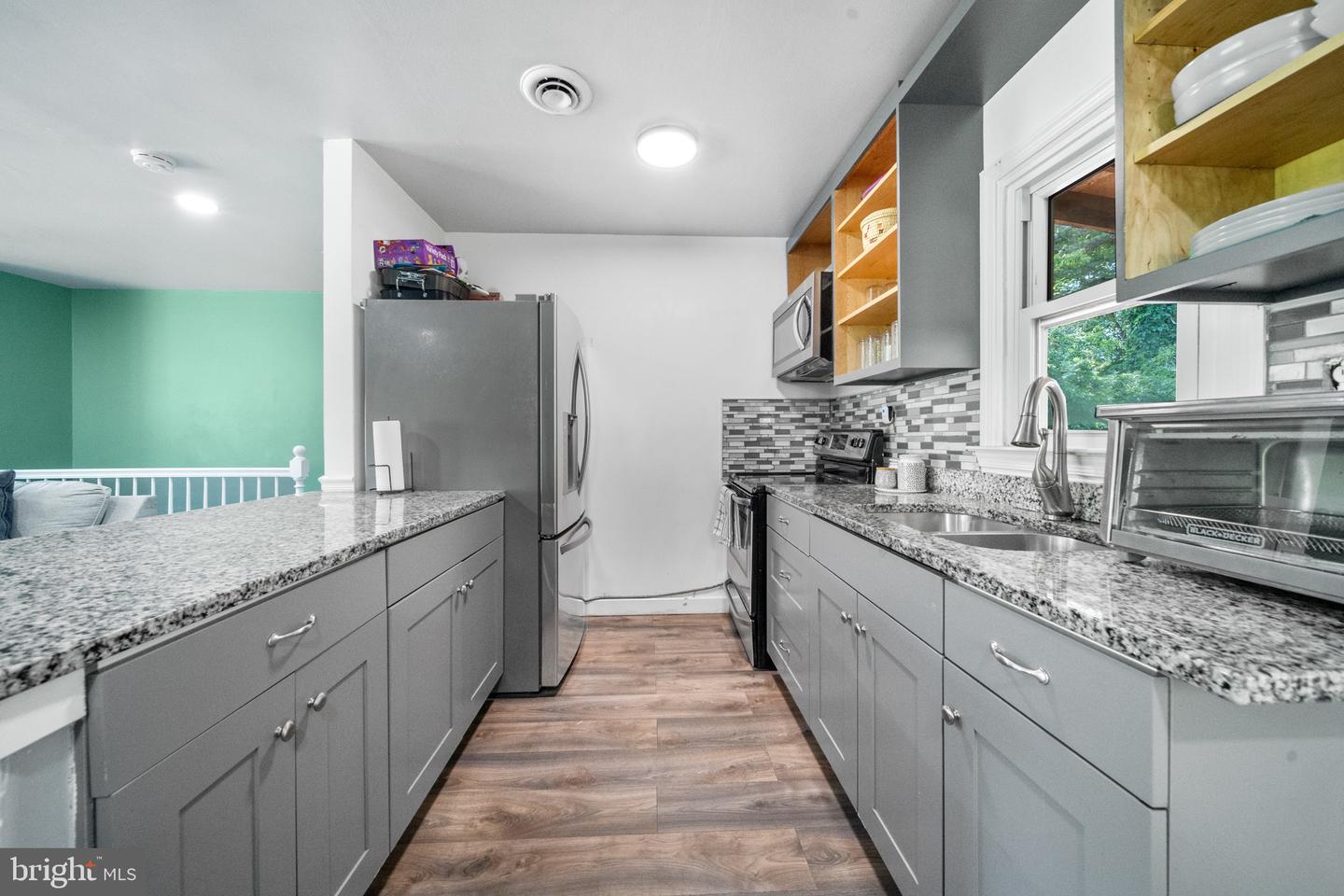 1615 HORNER RD, WOODBRIDGE, Virginia 22191, 3 Bedrooms Bedrooms, ,2 BathroomsBathrooms,Residential,For sale,1615 HORNER RD,VAPW2097672 MLS # VAPW2097672