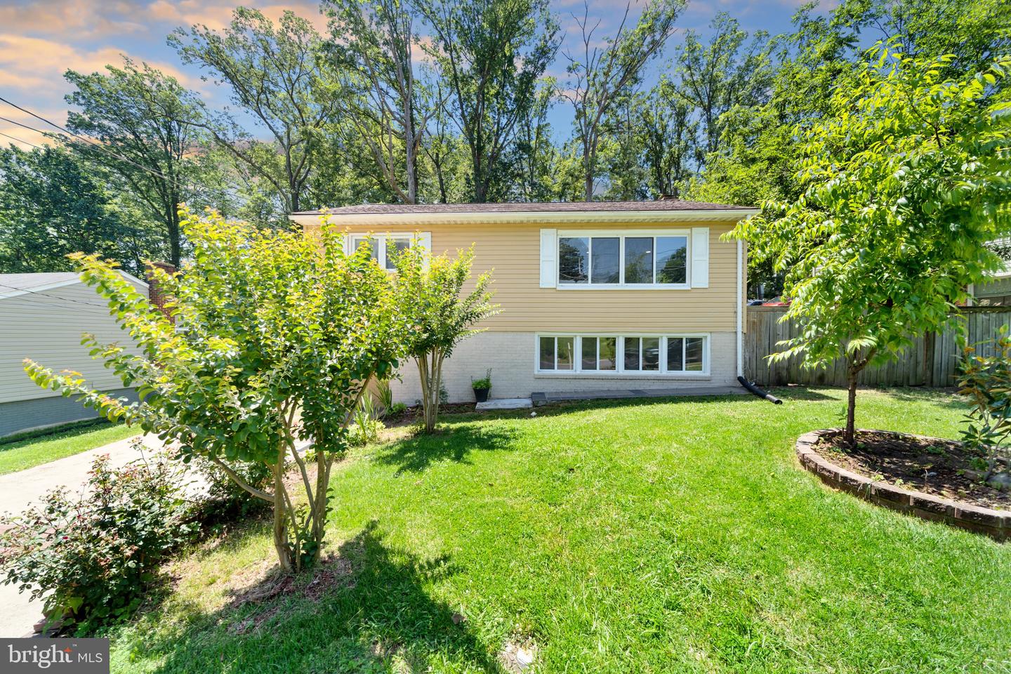 1615 HORNER RD, WOODBRIDGE, Virginia 22191, 3 Bedrooms Bedrooms, ,2 BathroomsBathrooms,Residential,For sale,1615 HORNER RD,VAPW2097672 MLS # VAPW2097672