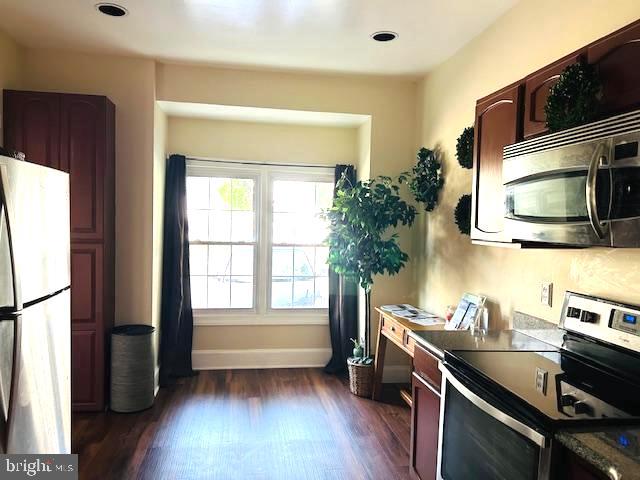 111 RIVER RD, OCCOQUAN, Virginia 22125, 4 Bedrooms Bedrooms, ,3 BathroomsBathrooms,Residential,For sale,111 RIVER RD,VAPW2097654 MLS # VAPW2097654