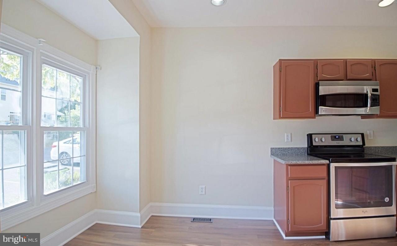 111 RIVER RD, OCCOQUAN, Virginia 22125, 4 Bedrooms Bedrooms, ,3 BathroomsBathrooms,Residential,For sale,111 RIVER RD,VAPW2097654 MLS # VAPW2097654