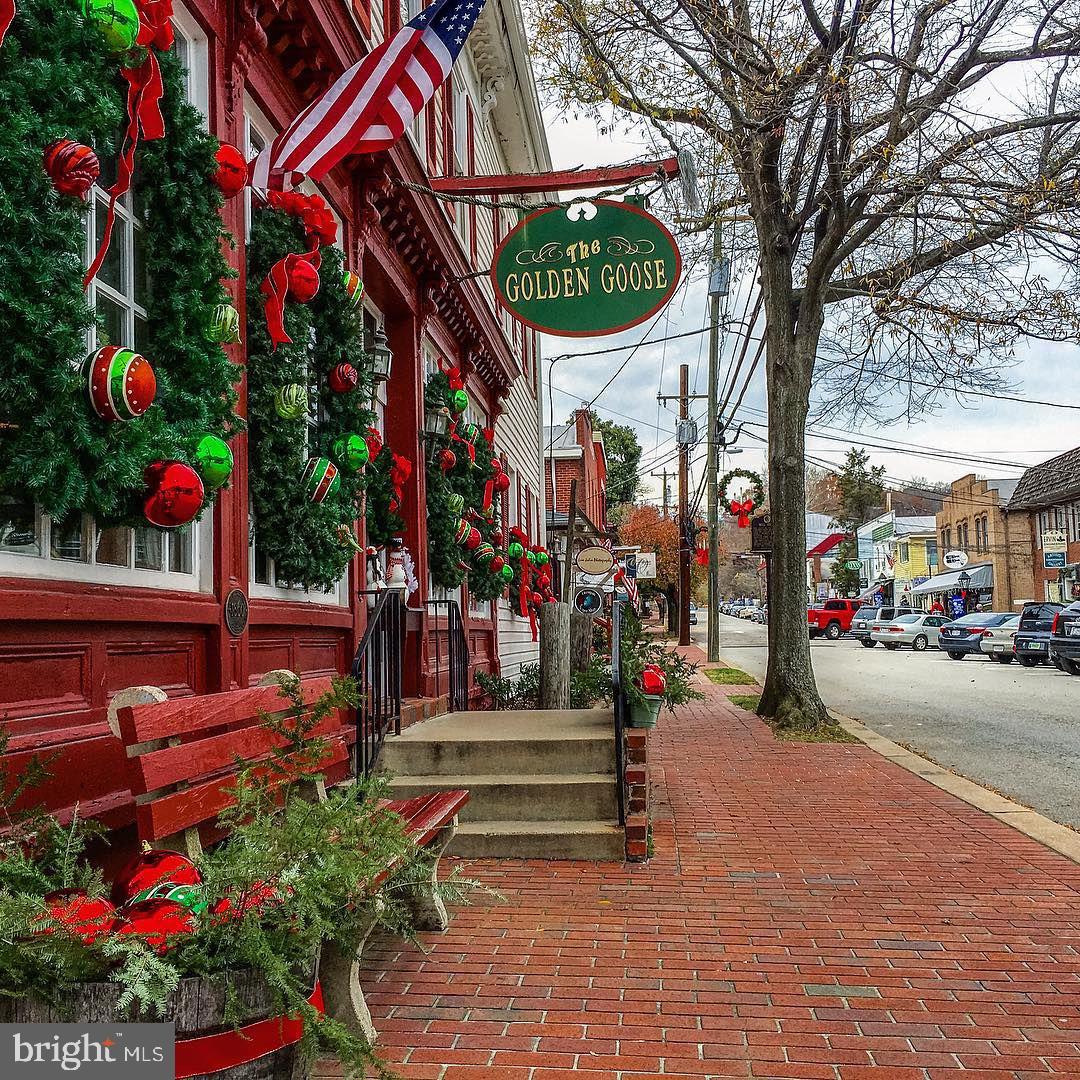 111 RIVER RD, OCCOQUAN, Virginia 22125, 4 Bedrooms Bedrooms, ,3 BathroomsBathrooms,Residential,For sale,111 RIVER RD,VAPW2097654 MLS # VAPW2097654
