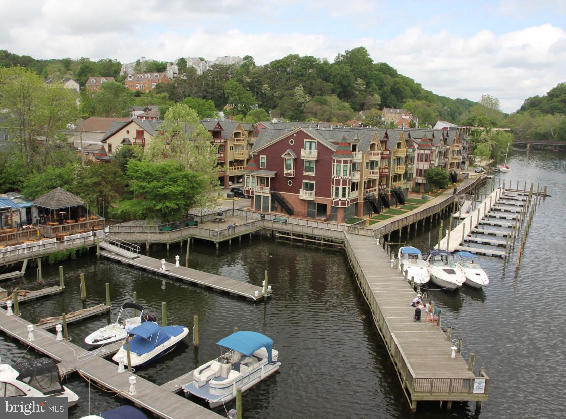 111 RIVER RD, OCCOQUAN, Virginia 22125, 4 Bedrooms Bedrooms, ,3 BathroomsBathrooms,Residential,For sale,111 RIVER RD,VAPW2097654 MLS # VAPW2097654