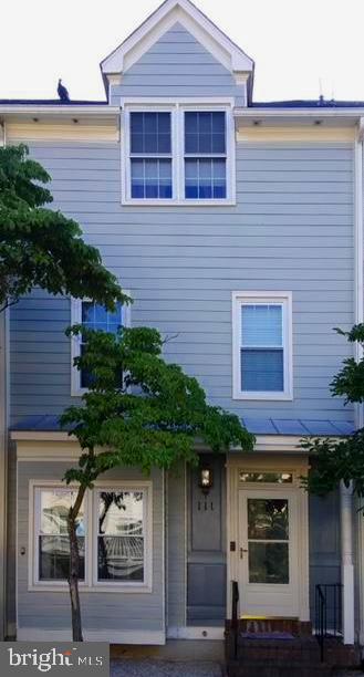 111 RIVER RD, OCCOQUAN, Virginia 22125, 4 Bedrooms Bedrooms, ,3 BathroomsBathrooms,Residential,For sale,111 RIVER RD,VAPW2097654 MLS # VAPW2097654