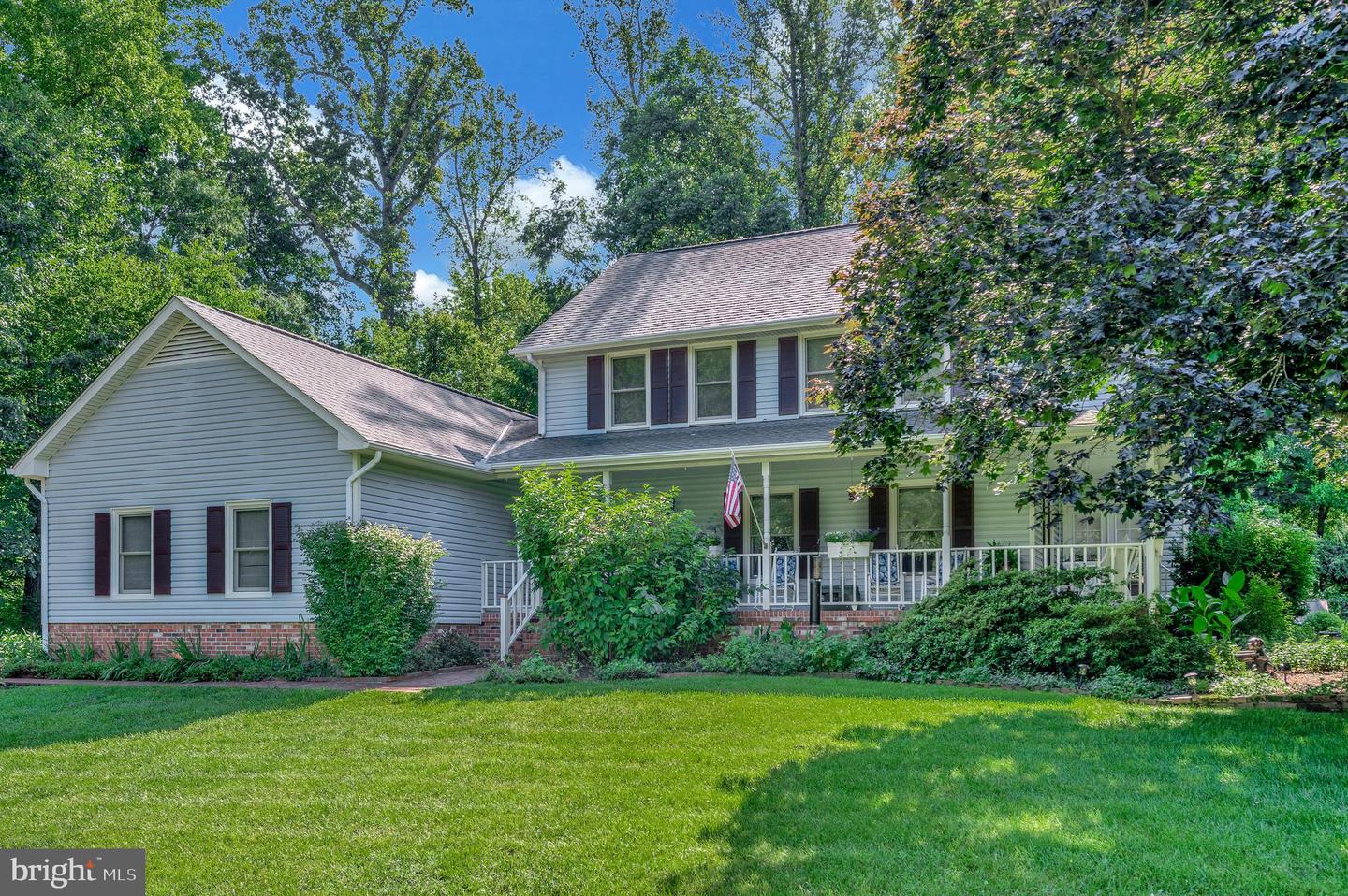 10415 SHAW DR, SPOTSYLVANIA, Virginia 22553, 4 Bedrooms Bedrooms, 9 Rooms Rooms,2 BathroomsBathrooms,Residential,For sale,10415 SHAW DR,VASP2034128 MLS # VASP2034128