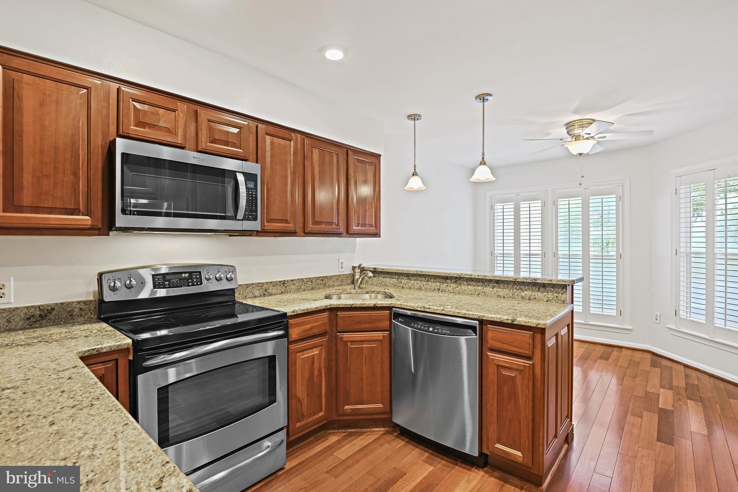 9405 ODYSSEY CT, BURKE, Virginia 22015, 3 Bedrooms Bedrooms, ,2 BathroomsBathrooms,Residential,For sale,9405 ODYSSEY CT,VAFX2249468 MLS # VAFX2249468