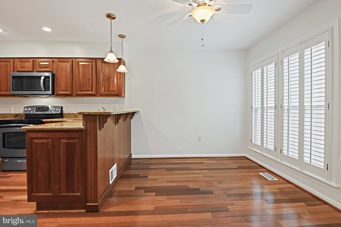 9405 ODYSSEY CT, BURKE, Virginia 22015, 3 Bedrooms Bedrooms, ,2 BathroomsBathrooms,Residential,For sale,9405 ODYSSEY CT,VAFX2249468 MLS # VAFX2249468