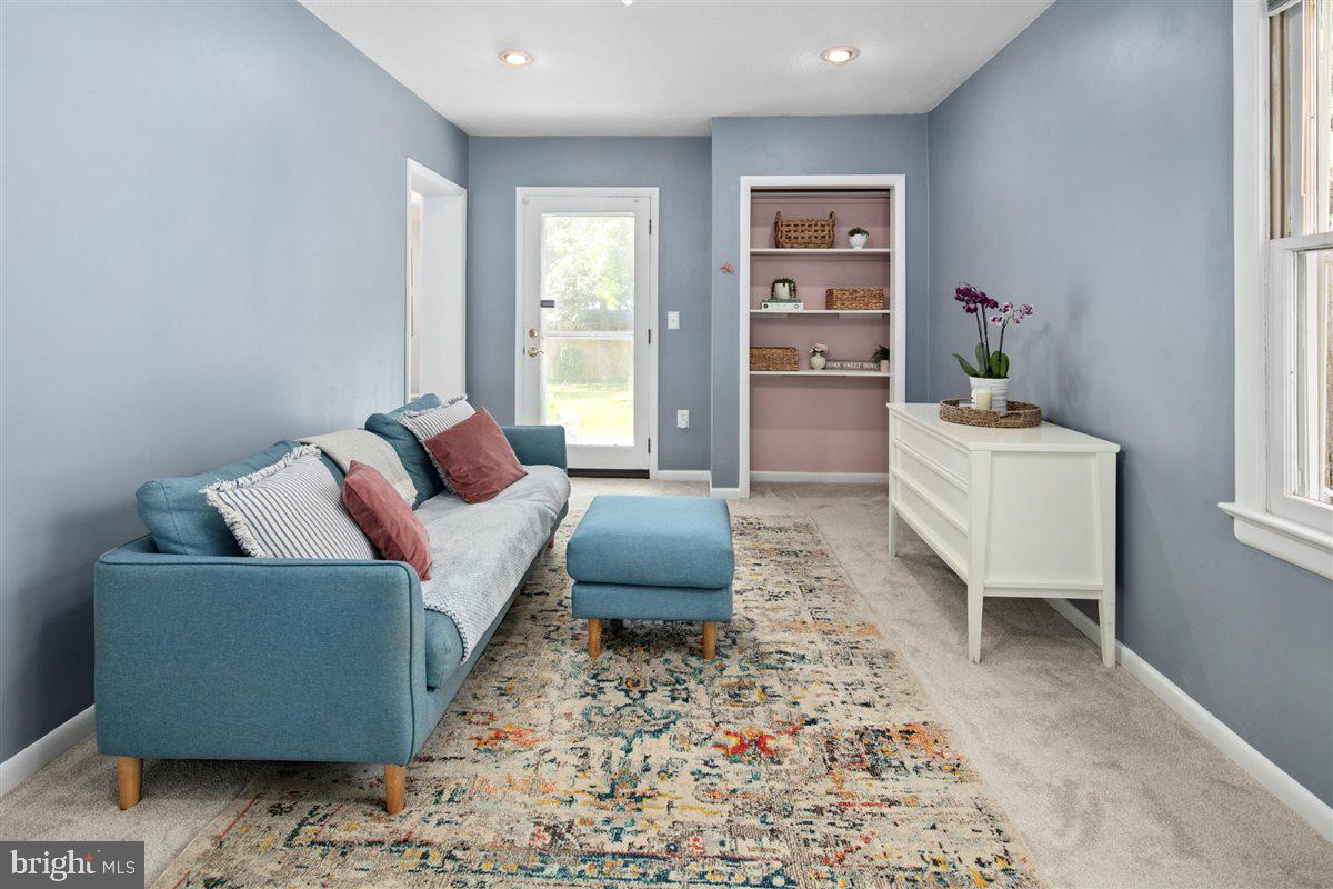 2411 CAVENDISH DR, ALEXANDRIA, Virginia 22308, 3 Bedrooms Bedrooms, ,2 BathroomsBathrooms,Residential,For sale,2411 CAVENDISH DR,VAFX2249508 MLS # VAFX2249508