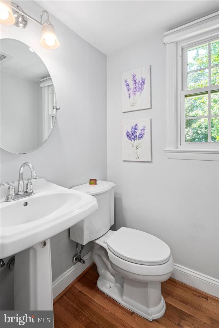 2411 CAVENDISH DR, ALEXANDRIA, Virginia 22308, 3 Bedrooms Bedrooms, ,2 BathroomsBathrooms,Residential,For sale,2411 CAVENDISH DR,VAFX2249508 MLS # VAFX2249508