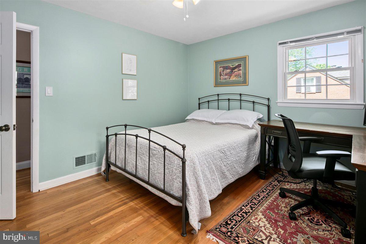 2411 CAVENDISH DR, ALEXANDRIA, Virginia 22308, 3 Bedrooms Bedrooms, ,2 BathroomsBathrooms,Residential,For sale,2411 CAVENDISH DR,VAFX2249508 MLS # VAFX2249508